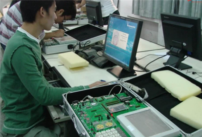 大學(xué)生就業(yè)趨勢 教育與建筑受青睞，信息傳輸業(yè)前景廣闊